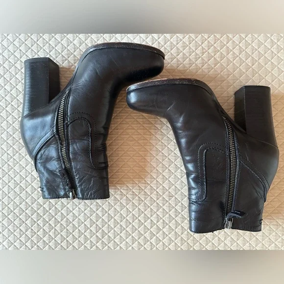 Frye Parker Short Boot Black leather bootie Sz 6 - Picture 3 of 13